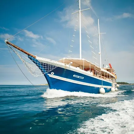 Style Aleksandra A2+2 For Max 4 Persons Area Maj Porec